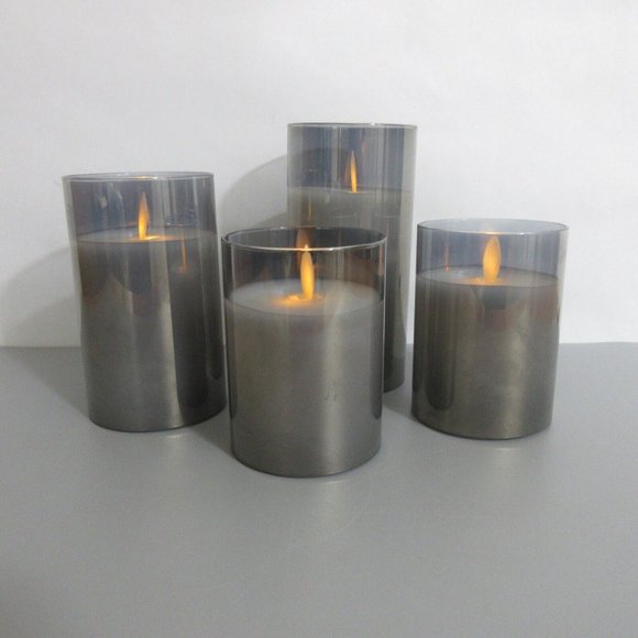 Set of 4 Flameless Pillar White Candles LED 3" Wide Tallest 6" Movable Flame - Picture 2 of 6